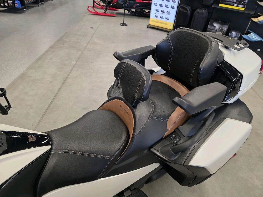 Can-am Spyder Rt Sea To Sky 2024 alt