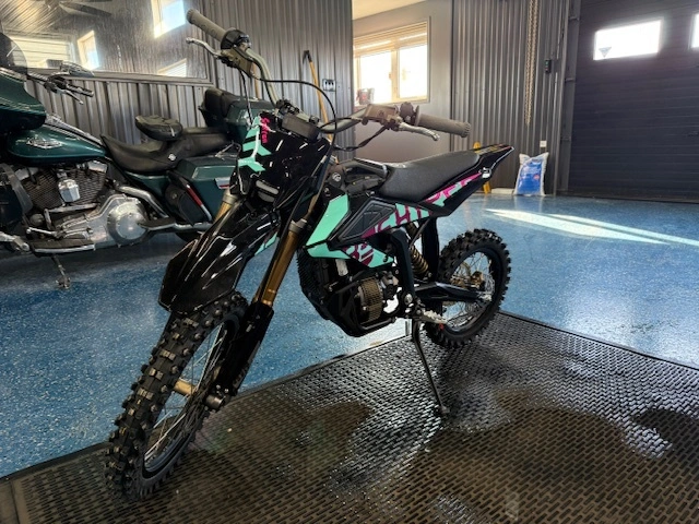 2026 Surron Hyper Bee alt