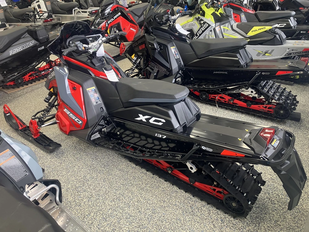 2024 Polaris 850 Indy Xc 137 alt