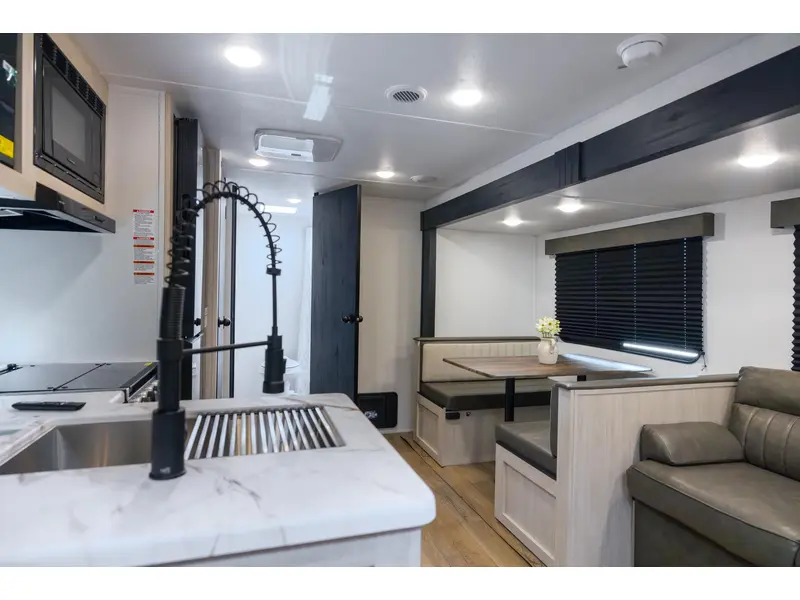 2026 Puma 250RBCE Camping Edition