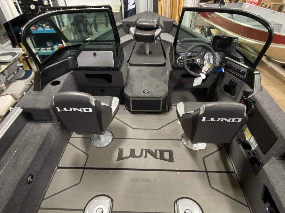 2026 Lund Boat Co 1775 Impact alt