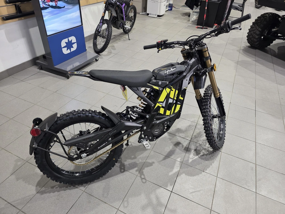 2025 Surron Light Bee X Black alt