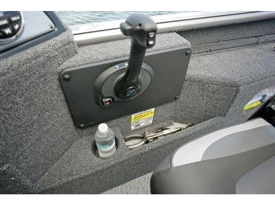 2026 Lund Boat Co 2075 Impact Xs alt