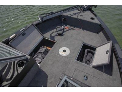 2025 Crestliner 1750 Hawk Wt Js alt