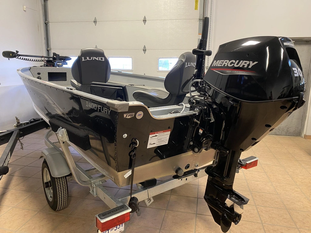 2025 Lund Boat Co 1400 Fury alt