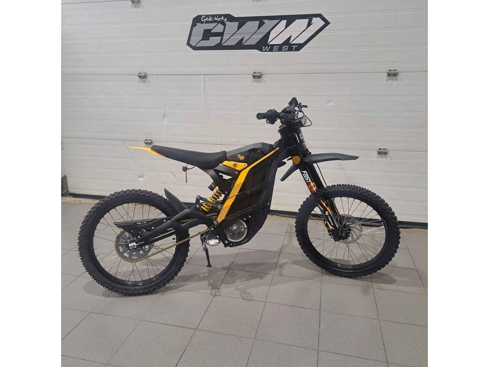 2025 79 Bike Falcon Pro Black/yellow alt