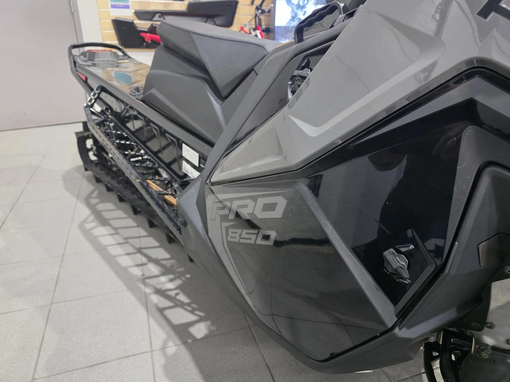 2025 Polaris 850 Pro Rmk 155 alt