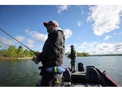 2026 Lund Boat Co 1775 Adventure Sport alt