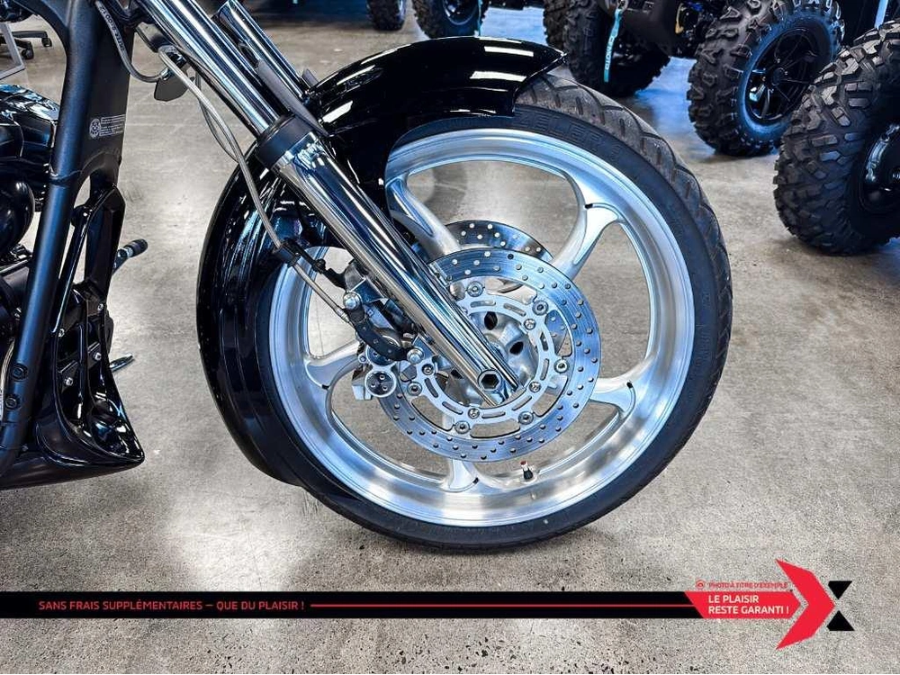 2011 Yamaha Raider S *comme Neuf* alt