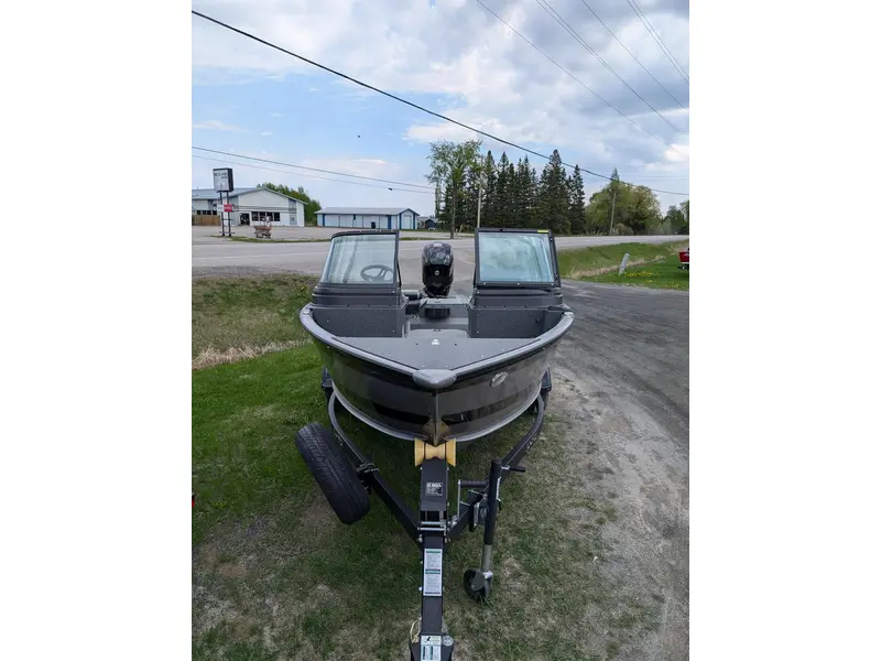 Lund Boat Co 1775 IMPACT XS 2025