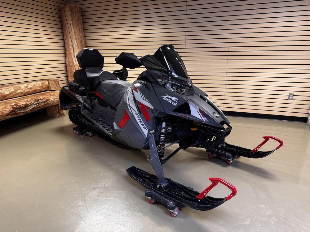 Arctic Cat Riot 144 2022 alt