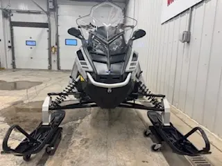 2025 Polaris 550 VOYAGEUR LXT ES NTH ED
