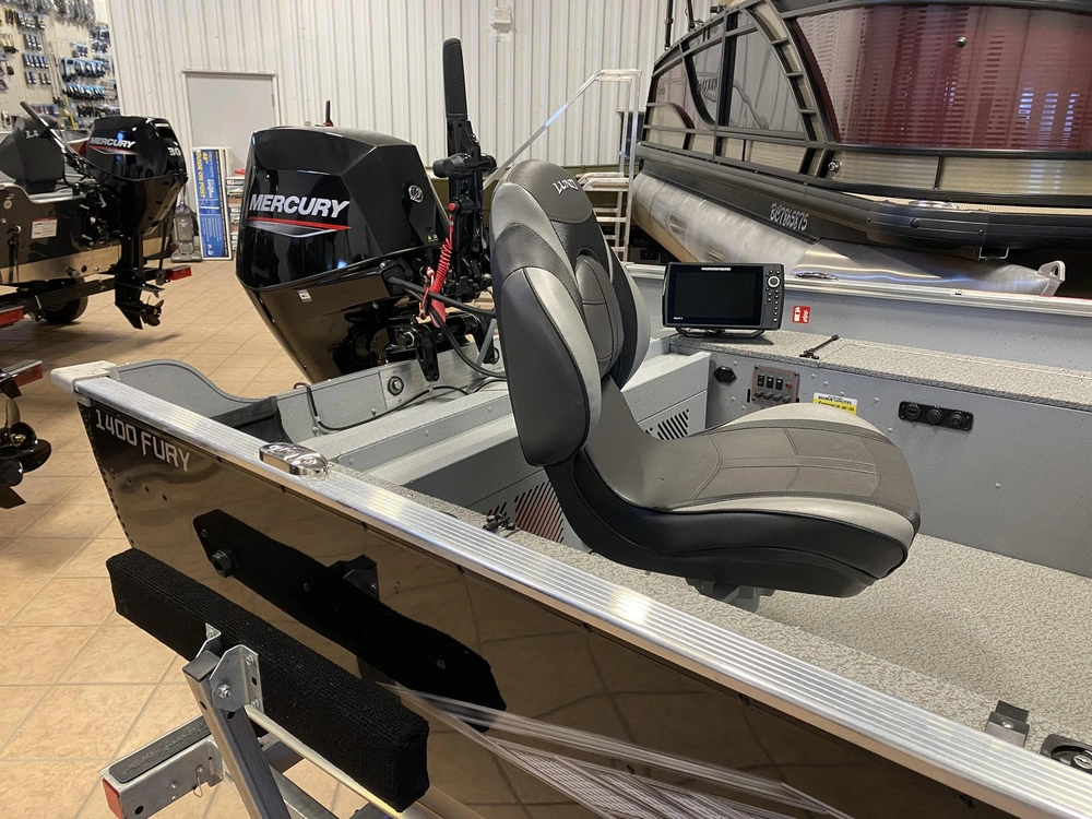 2025 Lund Boat Co 1400 Fury alt