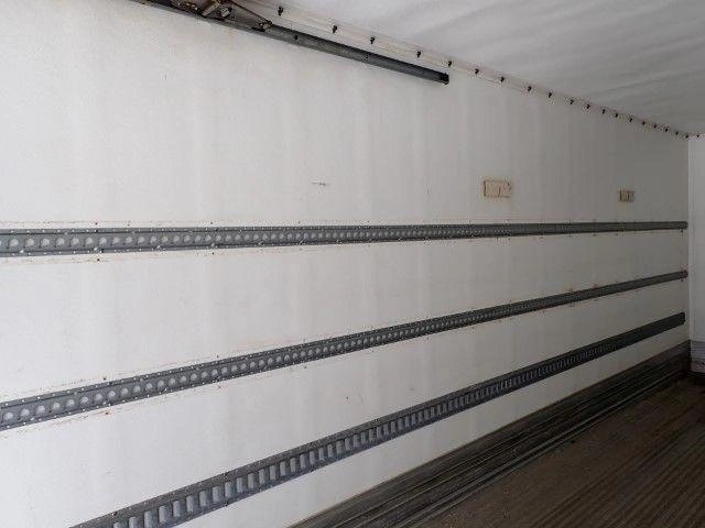 Freightliner M2106 2017