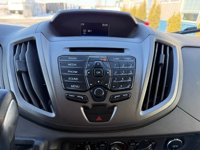 2018 Ford Transit T-250 Cargo Van alt