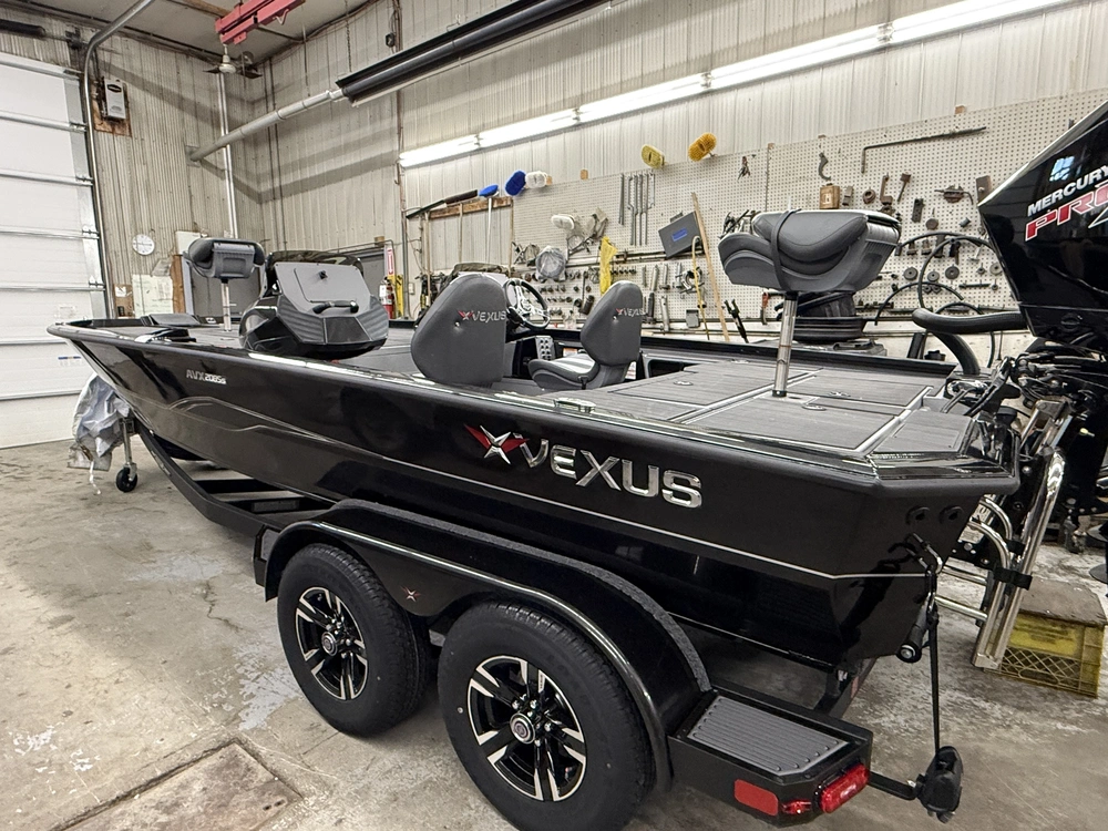 2026 Vexus Avx2085s alt