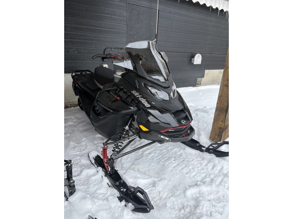 2025 Ski-doo Ren End 9tr alt