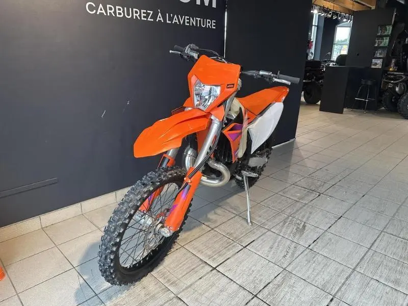 2024 KTM 250 XCW thumbnail 3