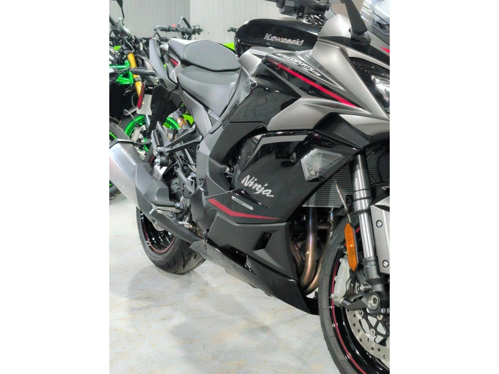 Kawasaki Ninja 1100 Sx Se Démo | 🟢 100+ Motos En Inventaire Livraison Rapide Cruise Control Alternatives Suzuki Gsx-s1000 Gt 🟢 | 2025 alt