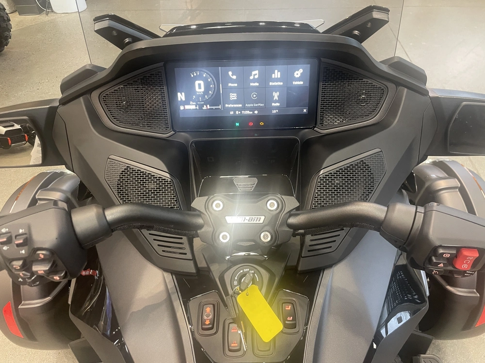 2026 Can-am Rt Limited (se6) alt