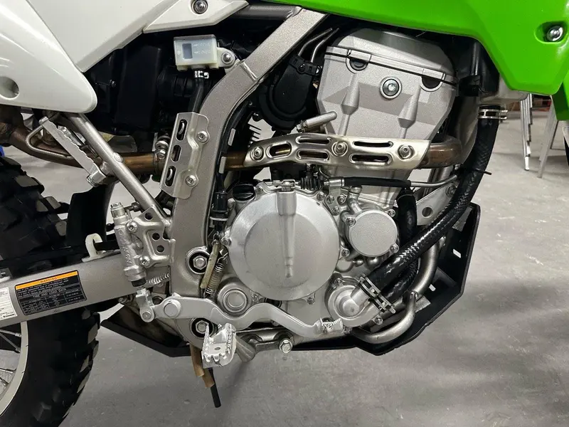 2023 Kawasaki KLX 300 thumbnail 5