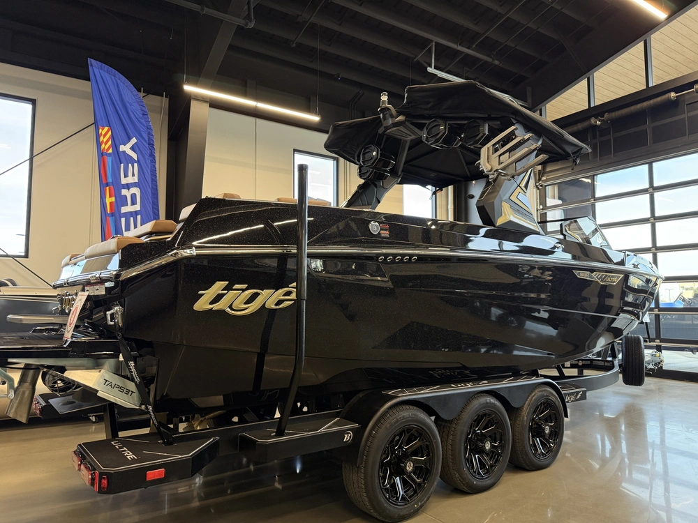 2026 Tige Boats Ultre 25zx alt