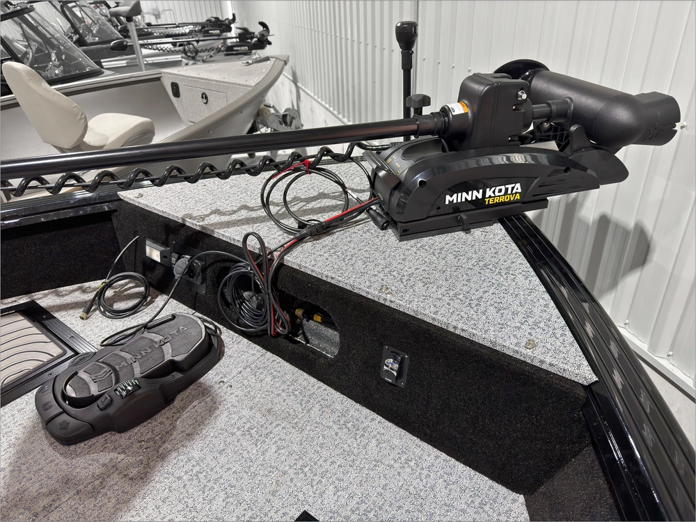 2026 Smoker-craft Adventurer 188 Dc alt