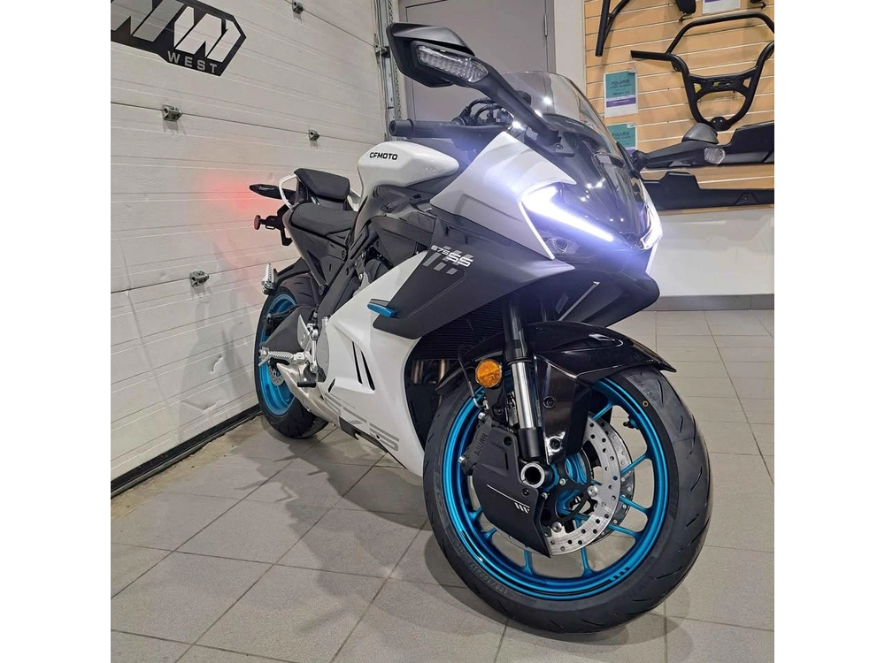 2026 Cfmoto Ss 675 Nebula White alt