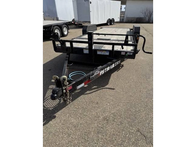 2023 Pj Trailers Trailers 1c252 - Tilt - 20' Equipment Trailer alt