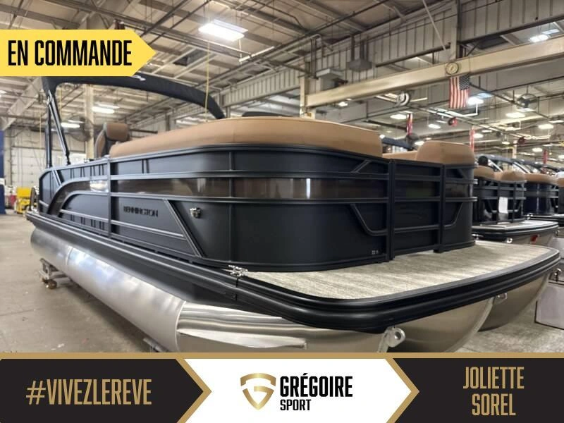 2026 Bennington Marine 22s Swingback Luxe 3t Noir Mat alt