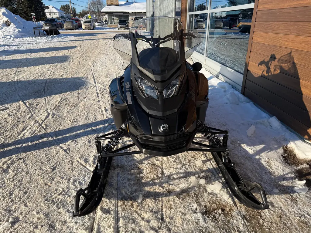 2026 Ski-Doo RENEGADE ADRENALINE 900 ACE TURBO