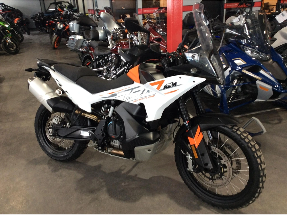 Ktm 790 Adventure 2024 alt