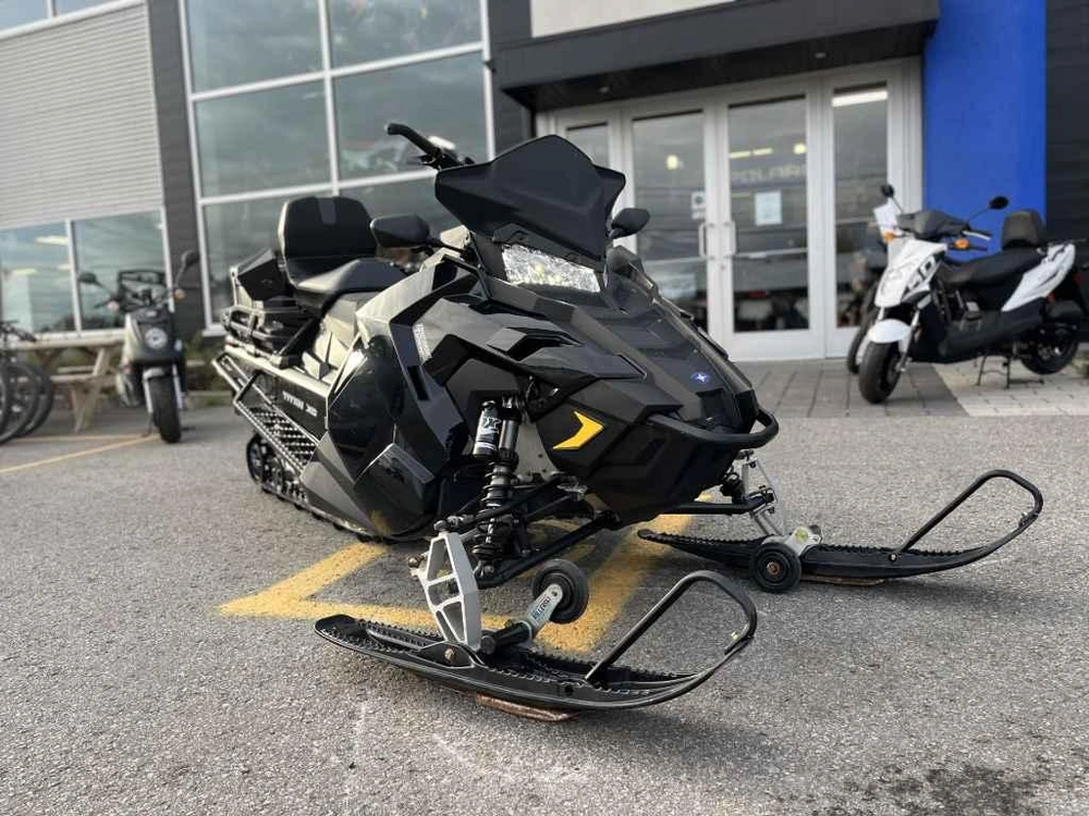 Polaris Titan 800 2018 alt