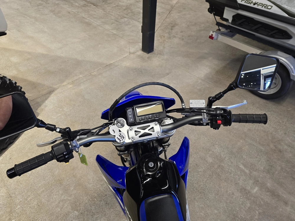 2024 Suzuki Dr-z400sm (ca) alt