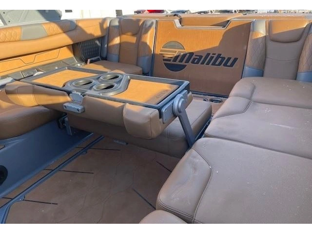 2021 Malibu M220 alt