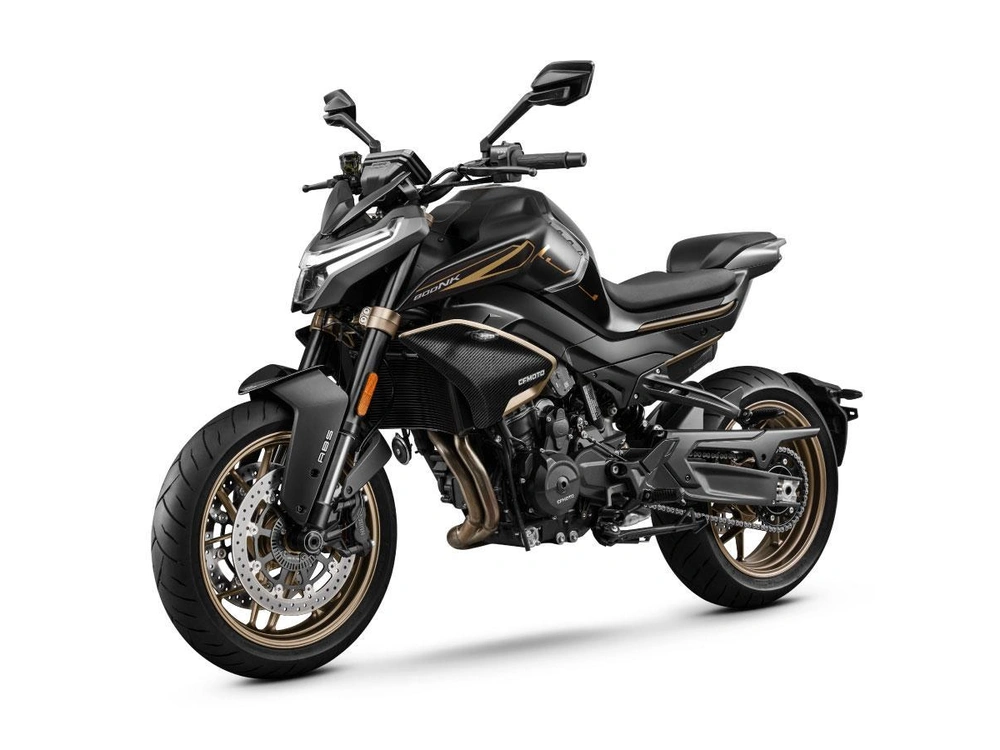 Cfmoto 800nk 2025 alt