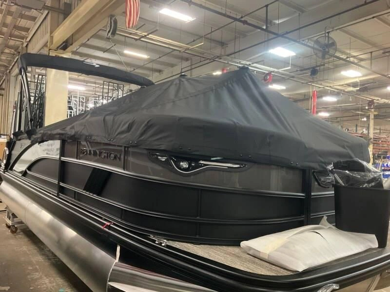 Bennington Marine 22 M Swingback 3t Noir 2026 alt