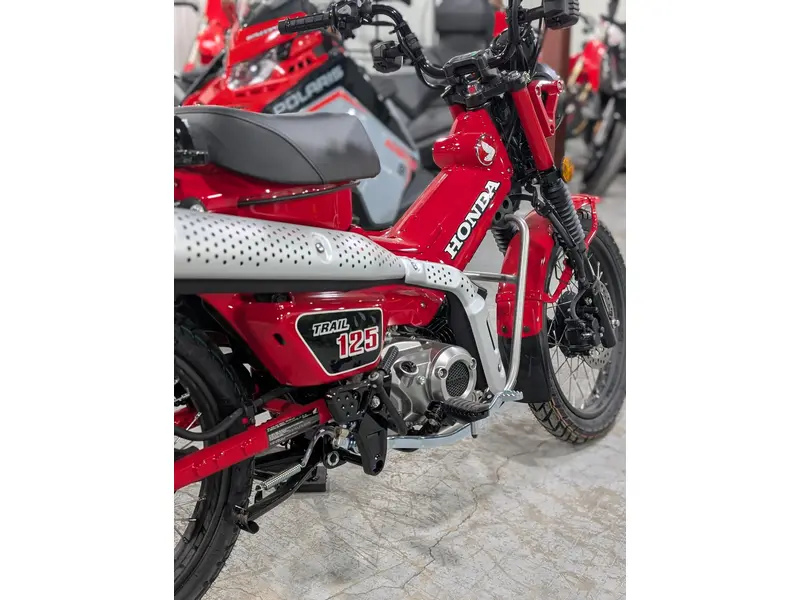 Honda CT125AS Trail 125 | 🌆 Concurrents directs : Suzuki DR200 & XT250 Yamaha 🌆 2025