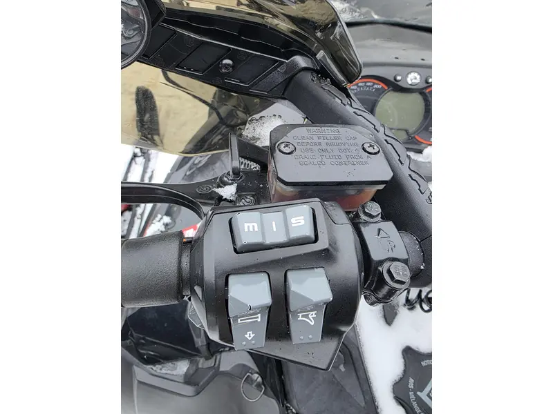 2016 Ski-Doo Expedition Xtreme 800R