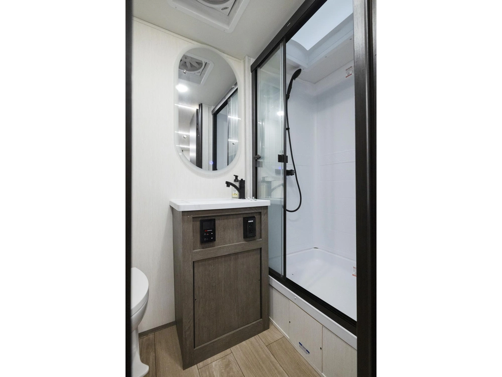 2026 Alpha Wolf 21rb alt