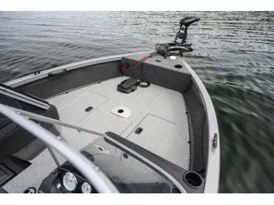 Crestliner 1750 HAWK WT JS 2026