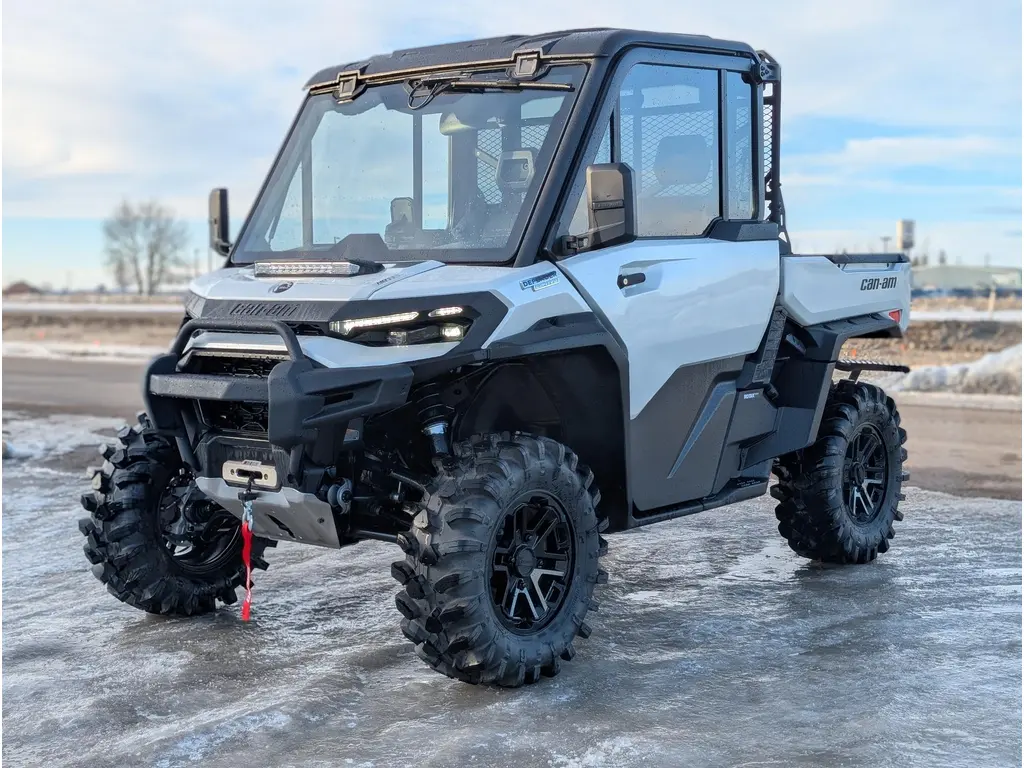 2026 Can-Am Defender Limited HD11 
