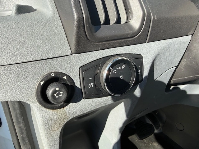 2016 Ford Transit T-150 Cargo Van alt