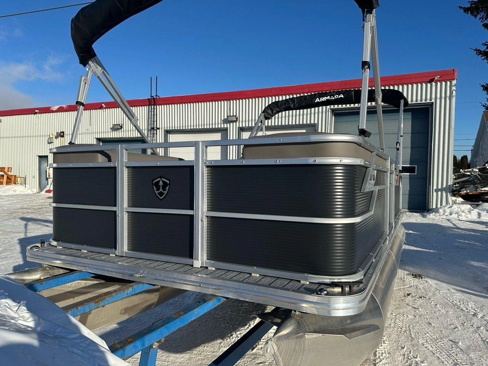 Armada Zen 18x8 2026 alt