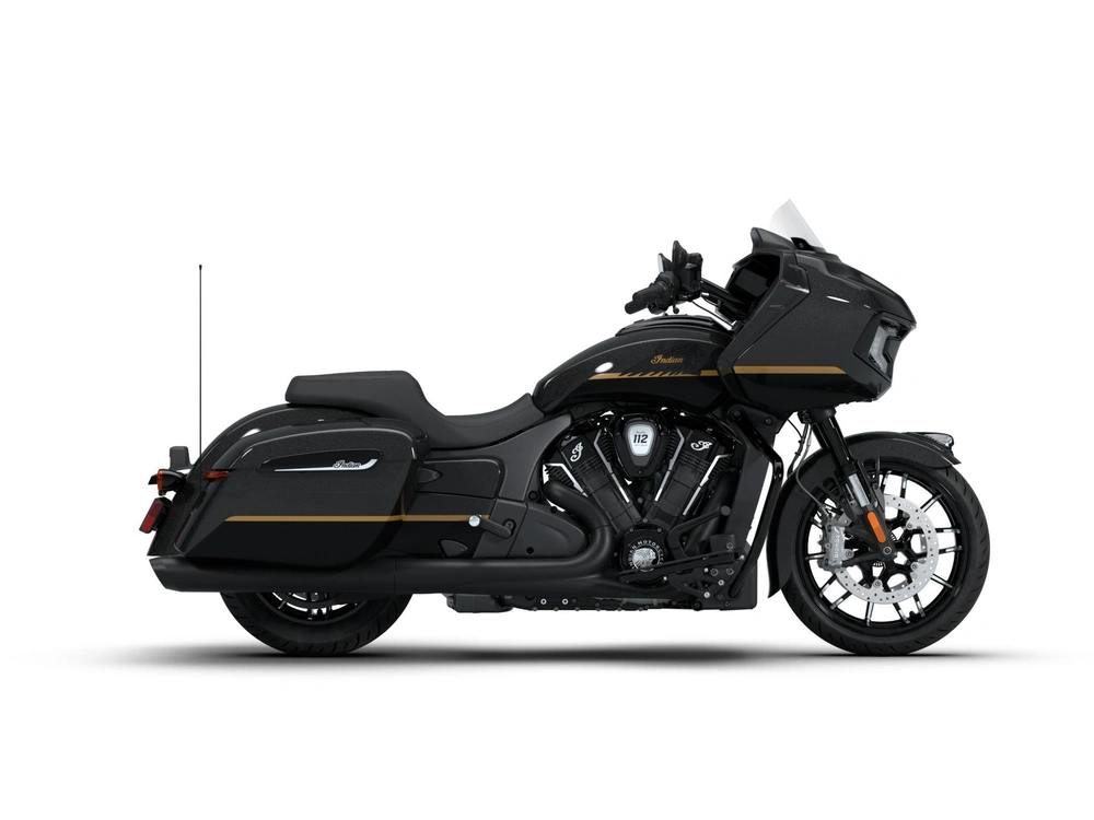 Indian Motorcycles Indian Challenger Dark Horse With 112 And Powerband Audio Package 2026 alt