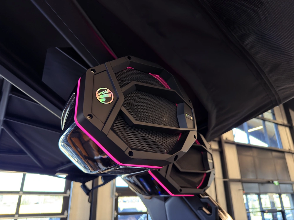 2026 Tige Boats Ultre 25zx alt