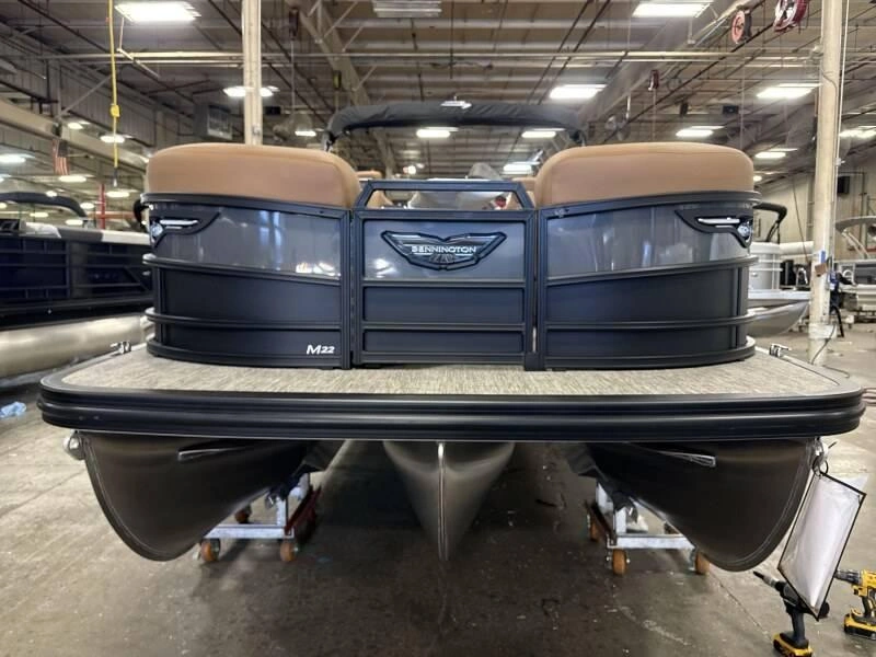 Bennington Marine 22 M Swingback 3t Noir 2026 alt