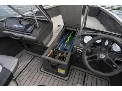 Crestliner 1750 HAWK WT JS 2026