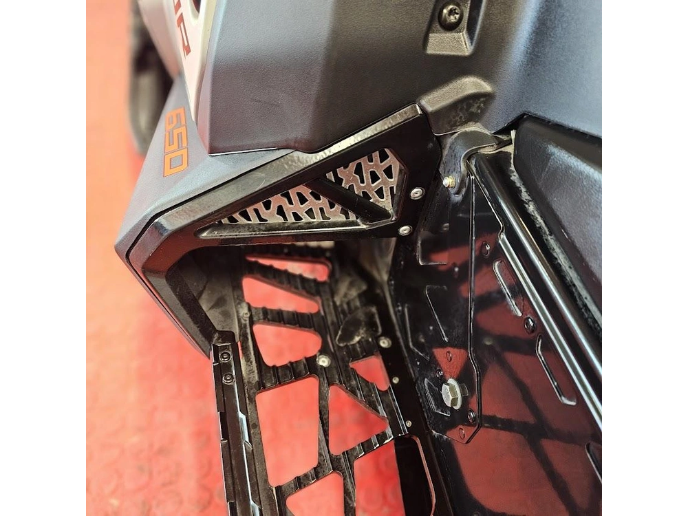 2022 Polaris 650 Voyageur 146 Es alt