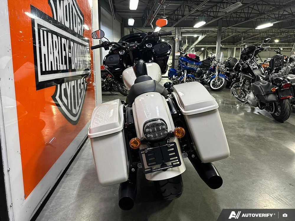 2023 Harley-davidson Road Glide St alt